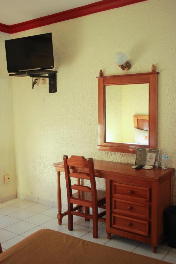 Hotel Pacific Tecomán Kültér fotó